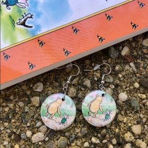 Classic Winnie the Pooh Earrings ♥️🍯